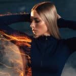 Color splitter in dark navy blue and lightning orange flashes